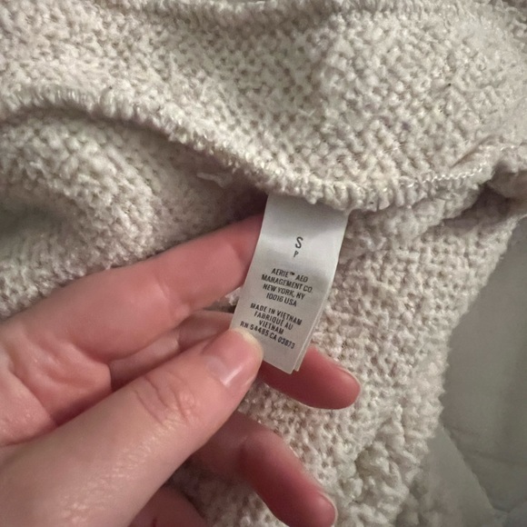 Aerie Cloud Sherpa Oversized Pullover - Picture 5 of 6